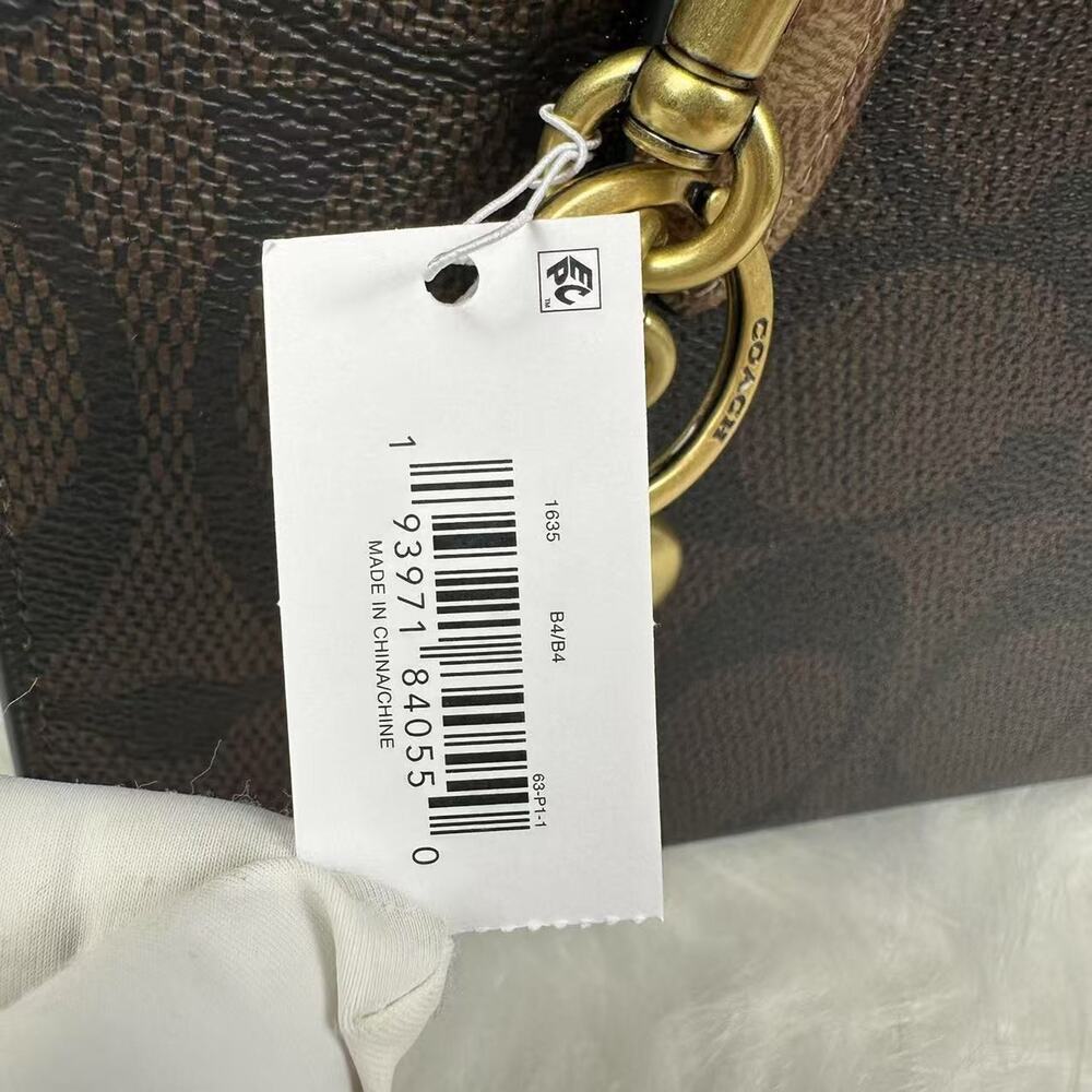 Coach Signature C Bag Charm Key Chain In Brass/Gold 1635 NWT - Picture 6 of 6